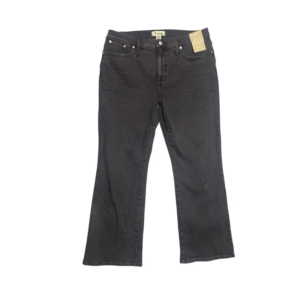 MADEWELL Women's Mid Rise Kick Out Crop Jeans in Starkey Wash Size 32‎